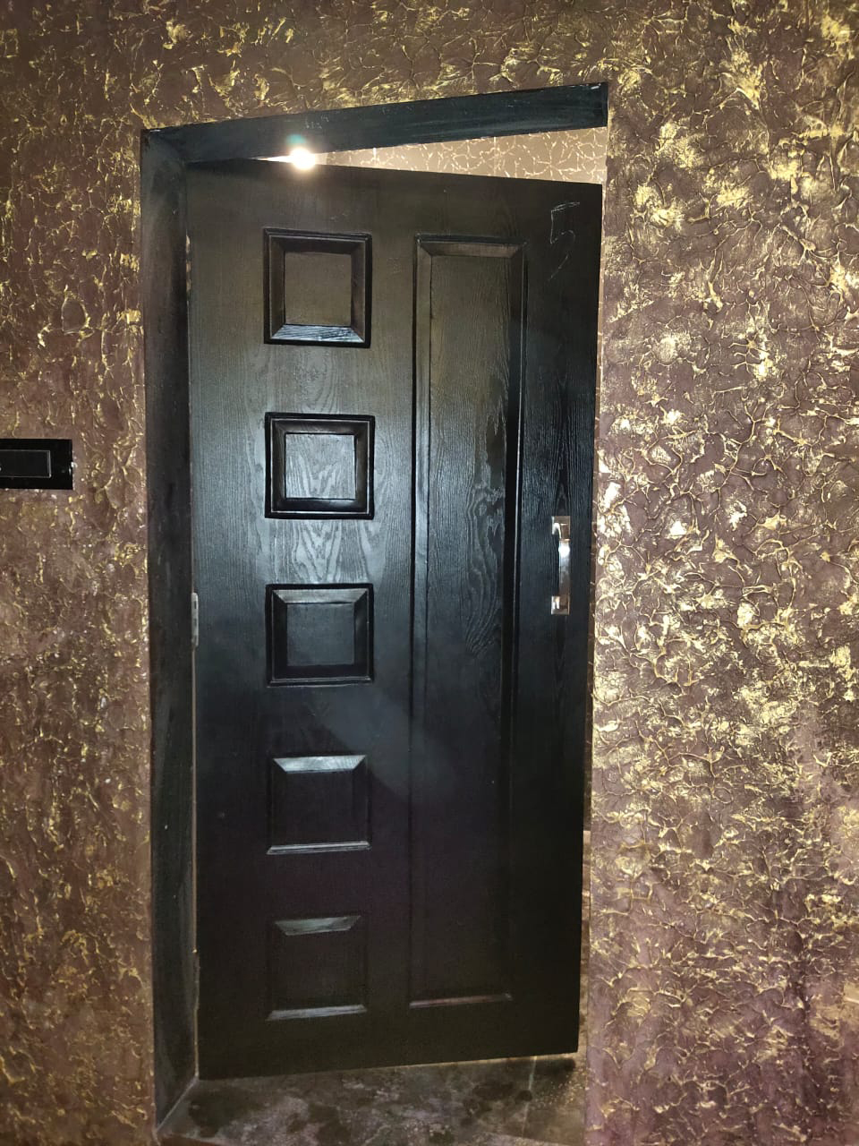 I-leaf Doors & Windows